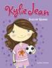 Cover image of Soccer queen